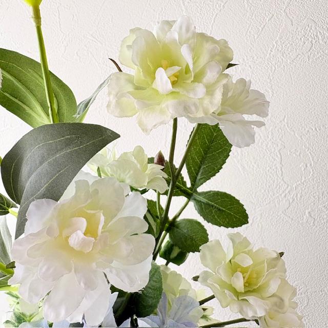 【新作】紫陽花の季節|紫グラデーションのトルコキキョウと紫陽花のモダンアレンジ|濃紺ゴブレット花器 | 仏花にも | 8枚目